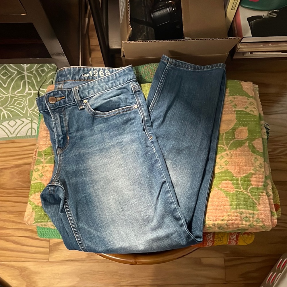 Gap 1969 real straight above ankle jeans